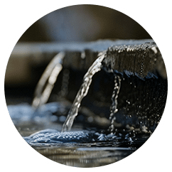 走水の湧水を使用した美味しいお水を使用